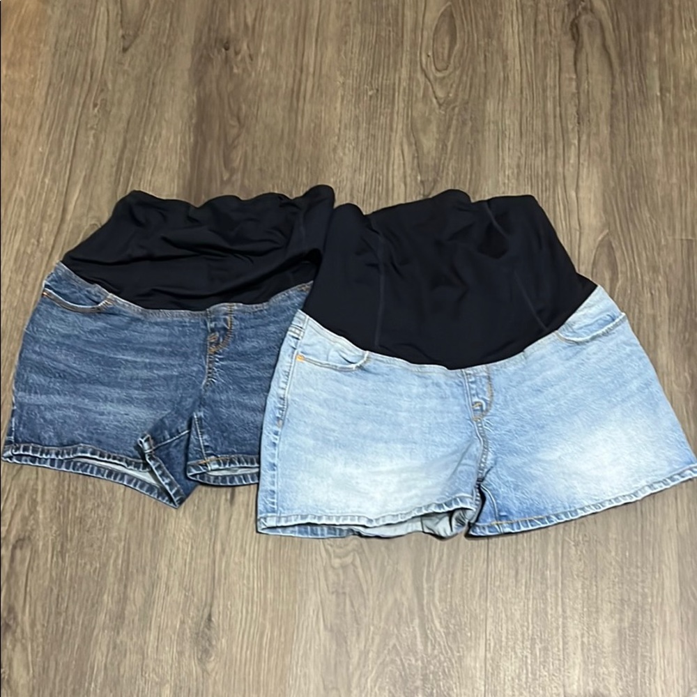 Maternity shorts-2 Size 6